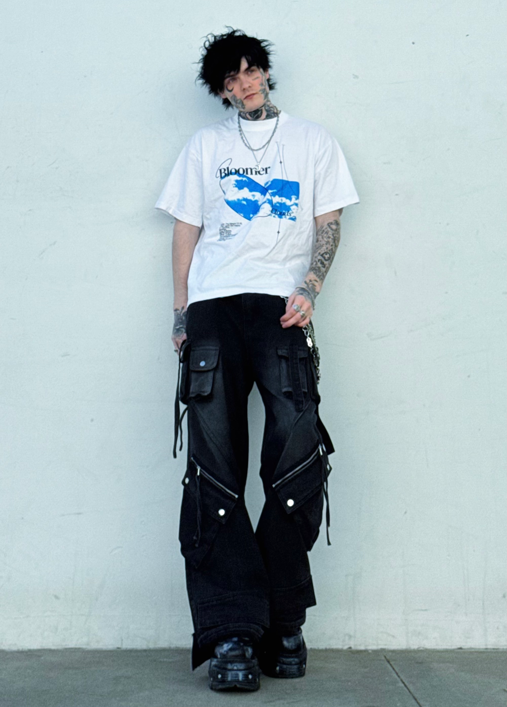 Bloomer "Sky" White Oversized Drop-Shoulder Tee