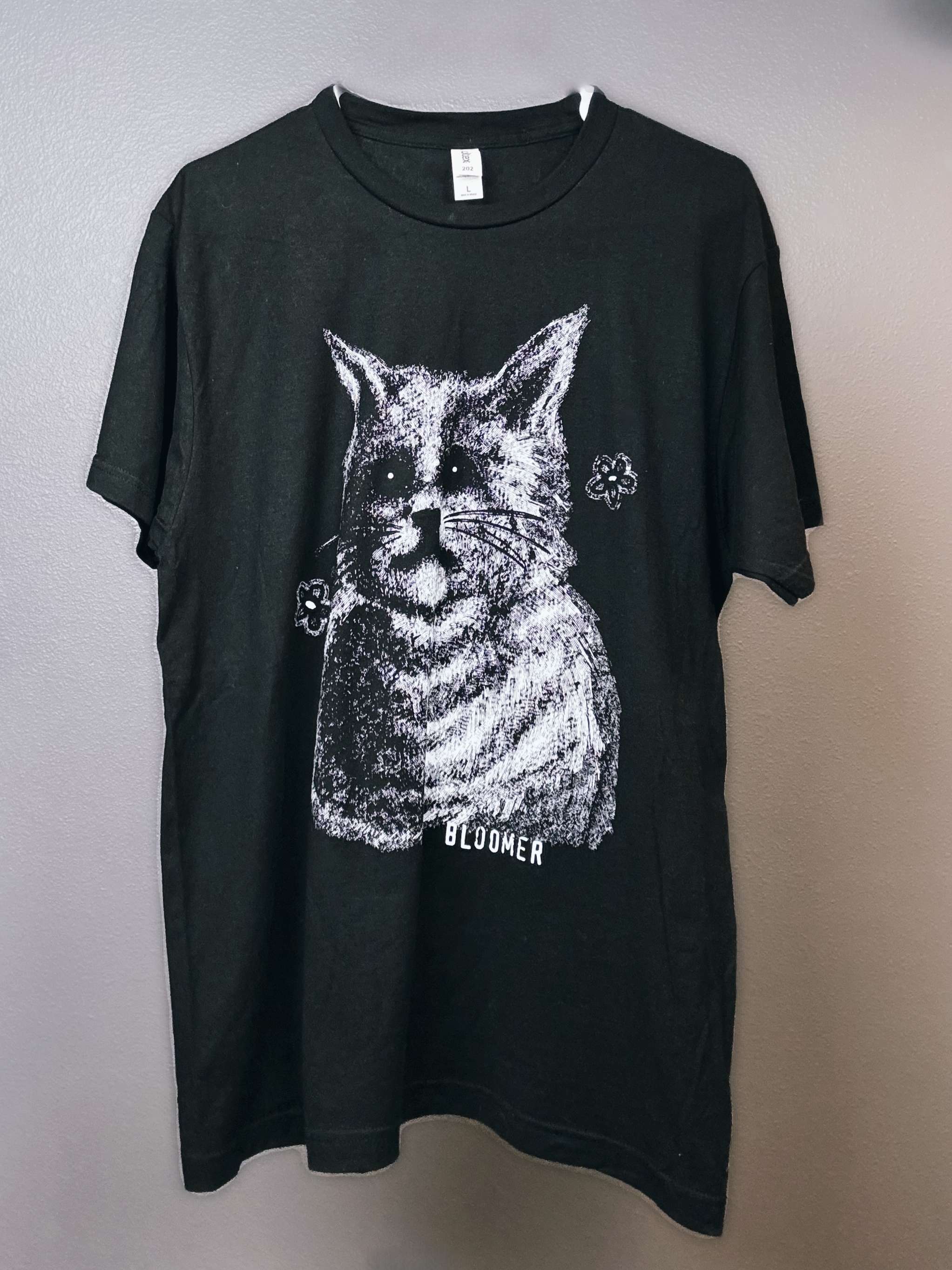 BLOOMER STANDARD KITTY TEE